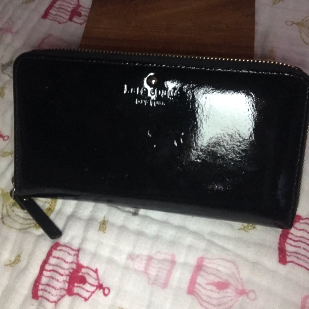 Kate Spade Wallet- Gently Used